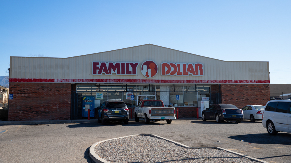 Picture of Family Dollar 7100 San Pedro Dr NE, Albuquerque, NM 87109