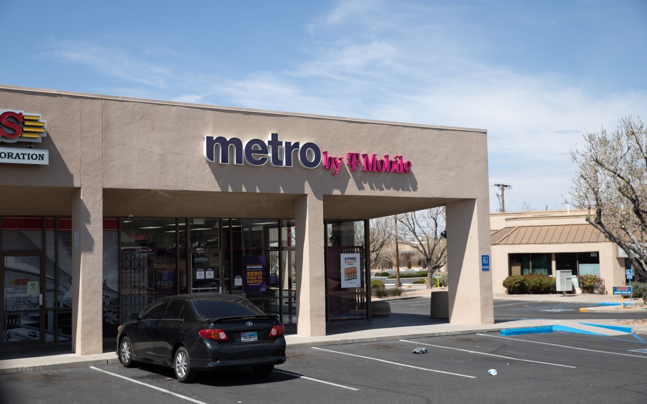 Picture of Metro by T-mobile 4410 Wyoming Blvd NE Ste H, Albuquerque, NM 87111