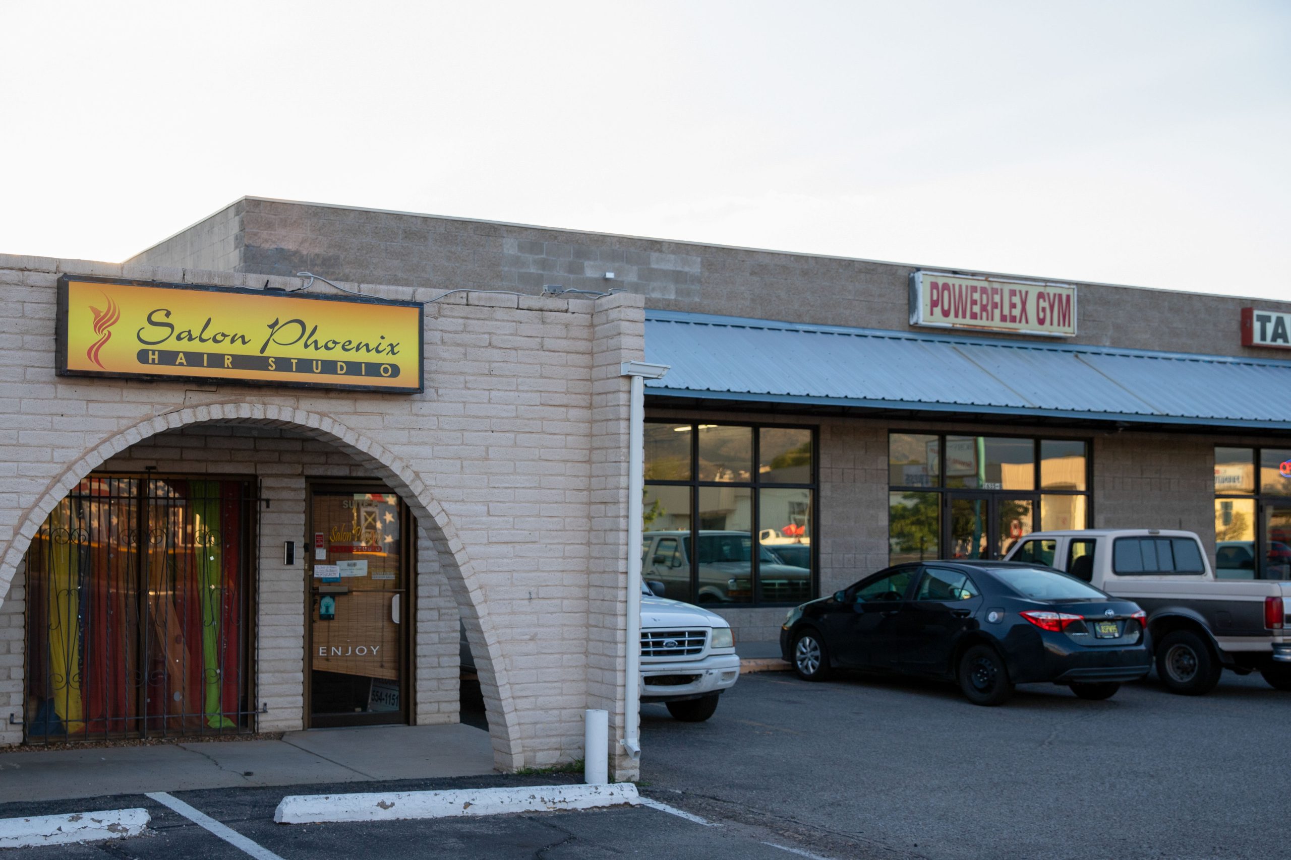 Picture of Salon Phoenix 1631 Eubank Blvd NE F, Albuquerque, NM 87112