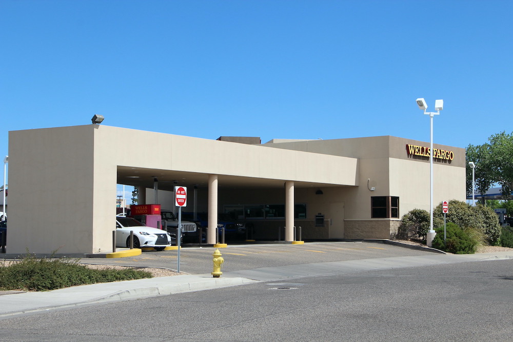 Picture of Wells Fargo Bank 9390 Coors Blvd NW, Albuquerque, NM 87114