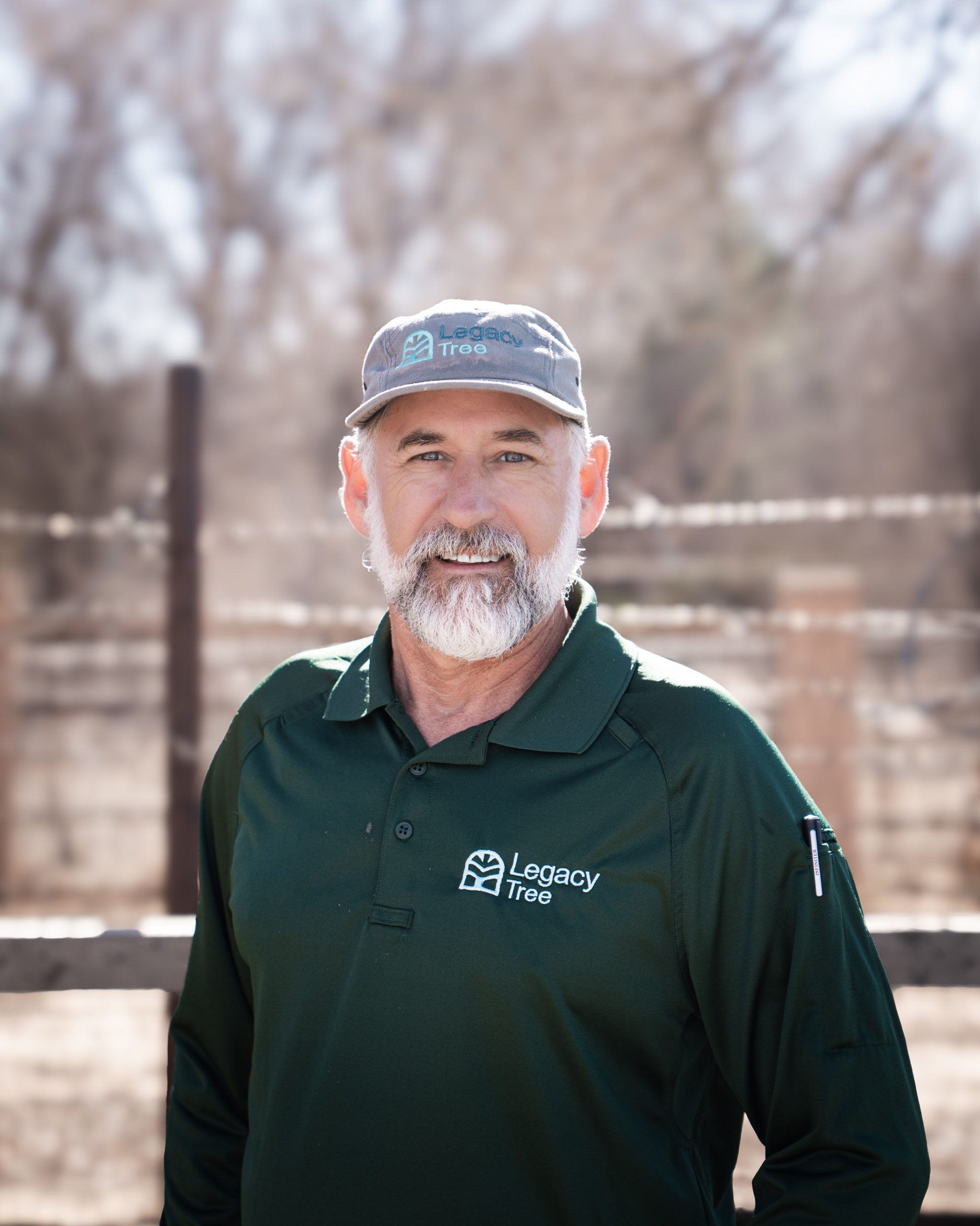 Tree Disease Diagnosis done by an arborist
