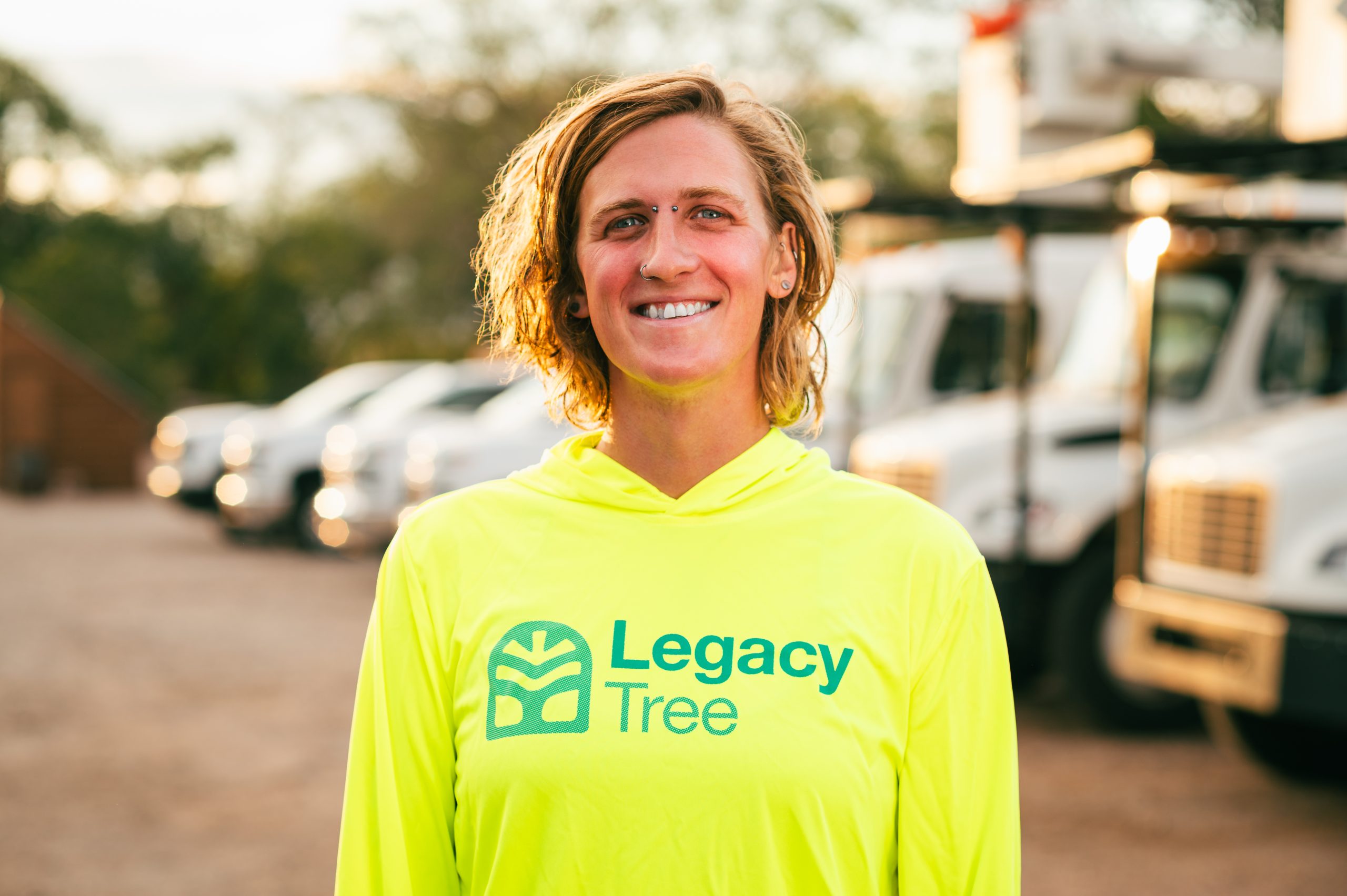 Jacki an arborist with tree service in albuquerque